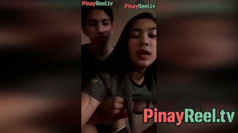 Kapag Magkadikit Tayo Alam Kong Pareho Nating Ramdam Ang Init